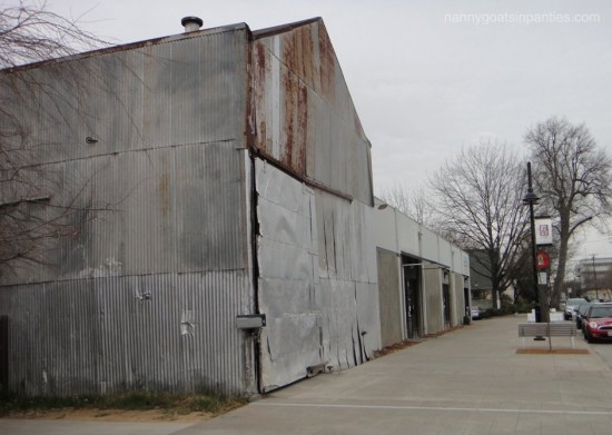 r street corridor, sacramento, old building